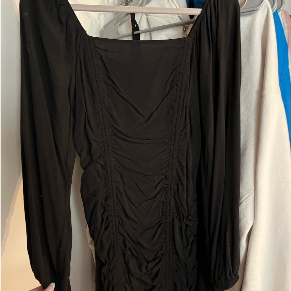 Long sleeve black mini dress!🖤